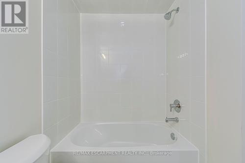 105 - 1577 Rose Way, Milton, ON - Indoor Photo Showing Bathroom