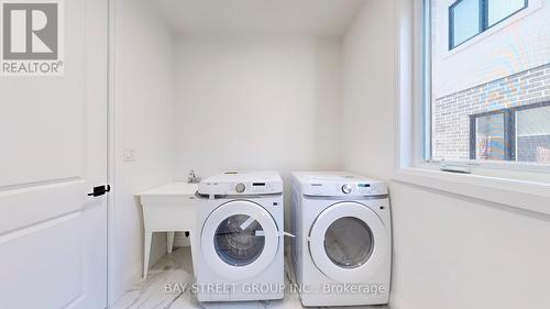 16 - 242 Mount Pleasant Street, Brantford, ON - Indoor Photo Showing Laundry Room