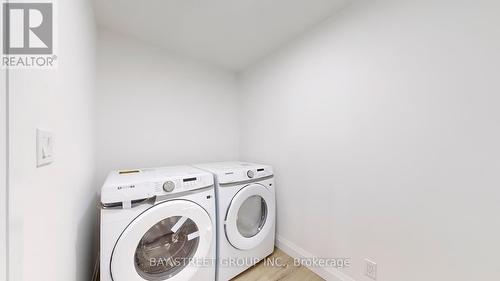 16 - 242 Mount Pleasant Street, Brantford, ON - Indoor Photo Showing Laundry Room