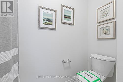 91 Bayardo Drive, Oshawa, ON - Indoor Photo Showing Bathroom