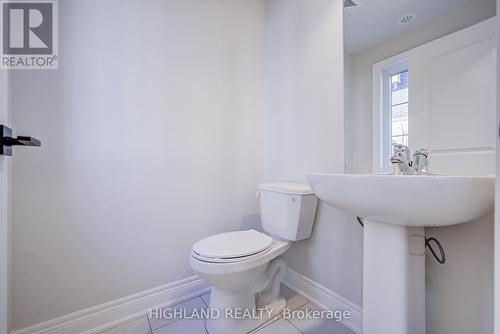 22 - 270 Melody Common, Oakville, ON - Indoor Photo Showing Bathroom