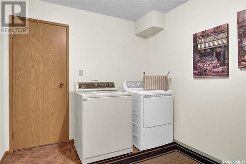 304 2727 Victoria Avenue, Regina, SK - Indoor Photo Showing Laundry Room