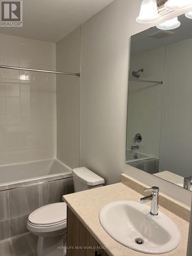 41 Bostock Drive, Georgina, ON - Indoor Photo Showing Bathroom