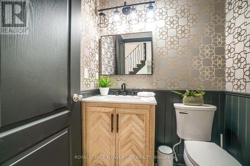 318 Wallace Street, Shelburne, ON - Indoor Photo Showing Bathroom