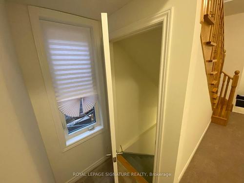 96 Baker St, Thorold, ON - Indoor Photo Showing Other Room