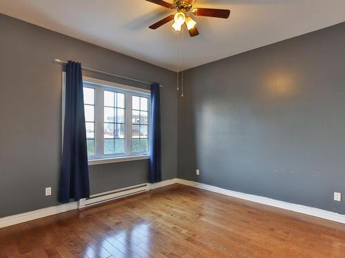 Master bedroom - 556 Rue Bernard, Marieville, QC - Indoor Photo Showing Other Room