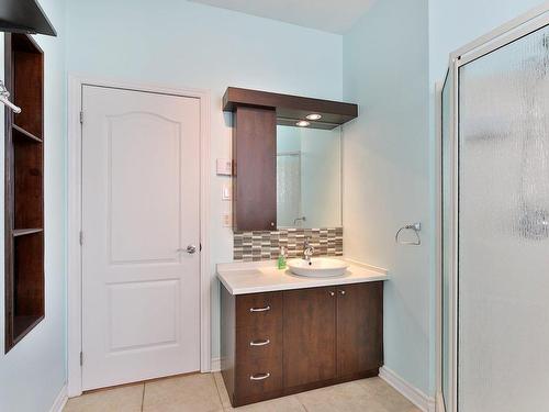 Bathroom - 556 Rue Bernard, Marieville, QC - Indoor Photo Showing Bathroom