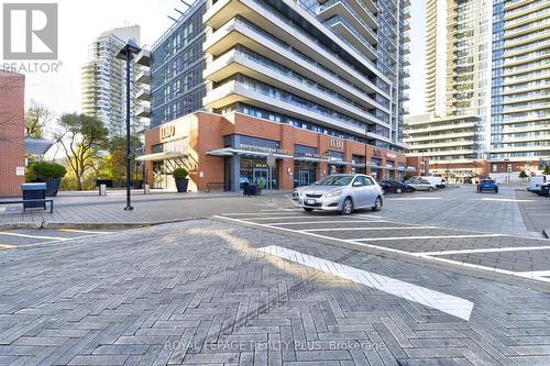 2101 - 2200 Lakeshore Boulevard, Toronto, ON - Outdoor With Facade