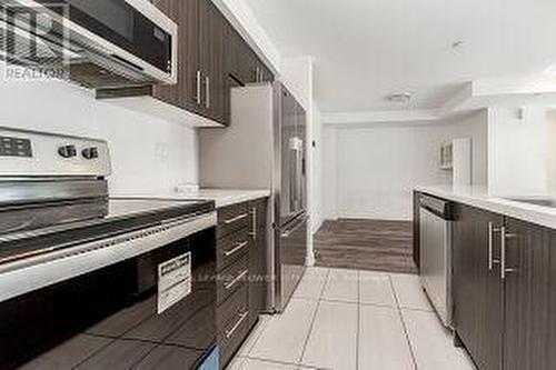 21 - 175 Veterans Drive, Brampton, ON - Indoor Photo Showing Kitchen