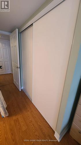 726 - 18 Mondeo Drive, Toronto, ON - Indoor Photo Showing Other Room