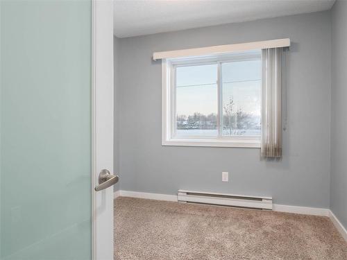 311 494 Beliveau Road, Winnipeg, MB - Indoor Photo Showing Other Room