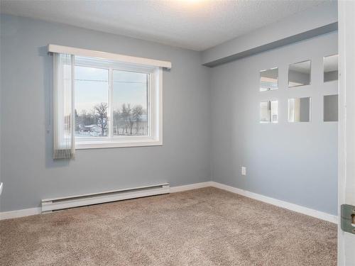 311 494 Beliveau Road, Winnipeg, MB - Indoor Photo Showing Other Room