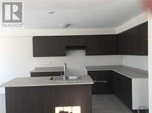 10 Cole Crescent, Brantford, ON - Indoor Photo Showing Kitchen