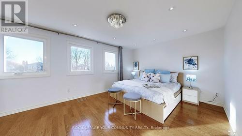 32 Mountfield Crescent, Vaughan, ON - Indoor Photo Showing Bedroom