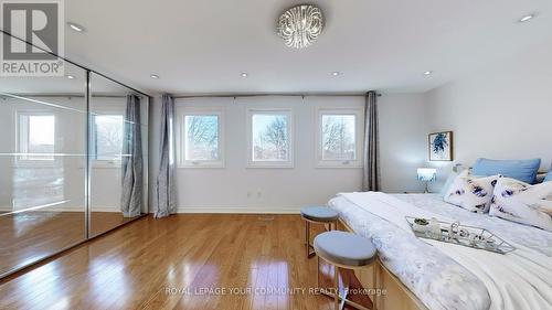 32 Mountfield Crescent, Vaughan, ON - Indoor Photo Showing Bedroom