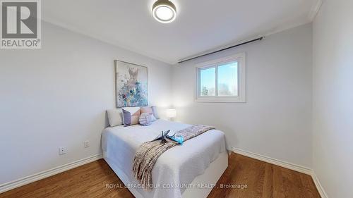 32 Mountfield Crescent, Vaughan, ON - Indoor Photo Showing Bedroom