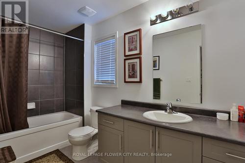 63 Saddlebrook Court, Kitchener, ON - Indoor Photo Showing Bathroom