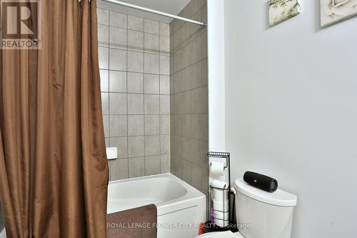 63 Saddlebrook Court, Kitchener, ON - Indoor Photo Showing Bathroom