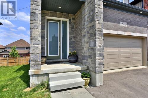 63 Saddlebrook Court, Kitchener, ON - Outdoor