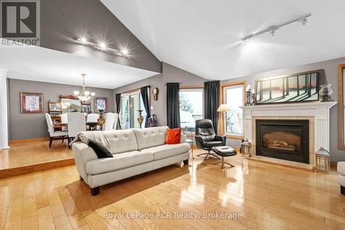 705 21St A Avenue, Hanover, ON - Indoor Photo Showing Living Room With Fireplace