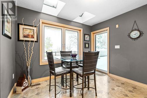 705 21St A Avenue, Hanover, ON - Indoor Photo Showing Dining Room