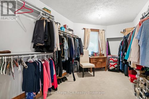 705 21St A Avenue, Hanover, ON - Indoor With Storage