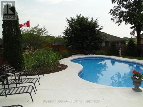 705 21St A Avenue, Hanover, ON - Outdoor With In Ground Pool With Backyard