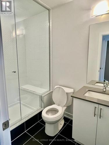 18 Akil Thomas Gardens, Toronto, ON - Indoor Photo Showing Bathroom