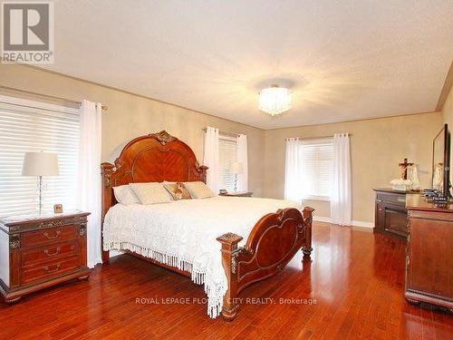 2 Bainsville Circle, Brampton, ON - Indoor Photo Showing Bedroom