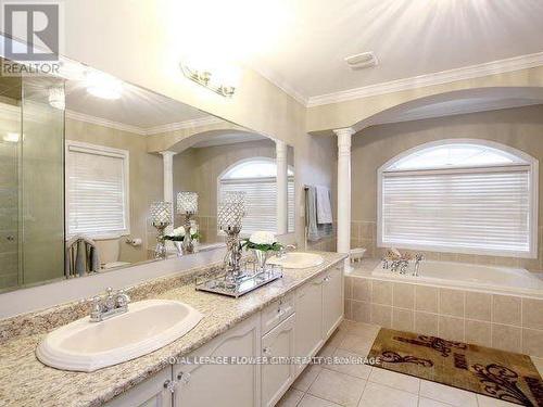 2 Bainsville Circle, Brampton, ON - Indoor Photo Showing Bathroom