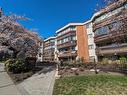 309-1560 Hillside Ave, Victoria, BC  - Outdoor With Balcony 