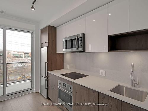 301-5 Defries St, Toronto, ON - Indoor Photo Showing Kitchen With Upgraded Kitchen