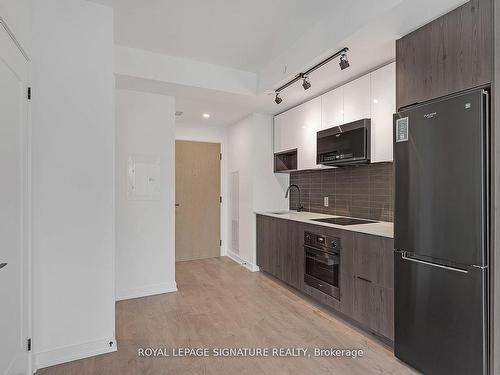 626-5 Defries St, Toronto, ON - Indoor Photo Showing Kitchen