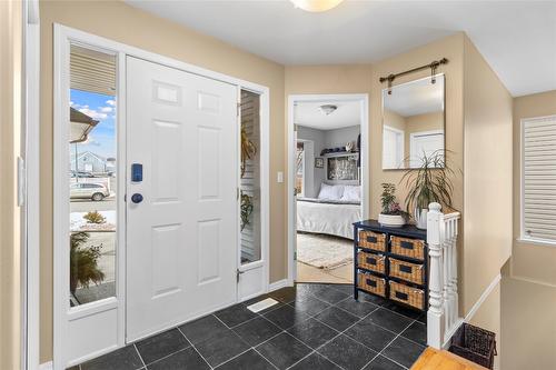 485 Hollyburn Drive, Kamloops, BC - Indoor Photo Showing Other Room