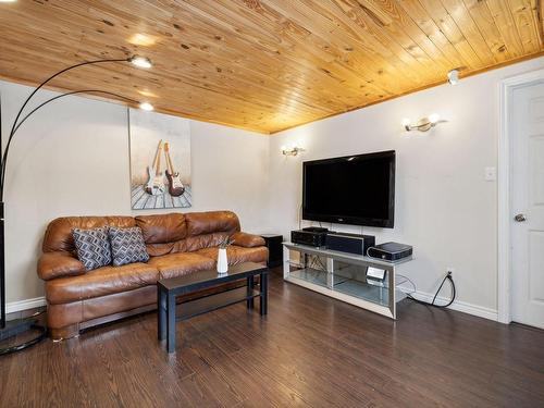 Living room - 927 Rue Arthur-Gratton, Gatineau (Buckingham), QC - Indoor Photo Showing Living Room