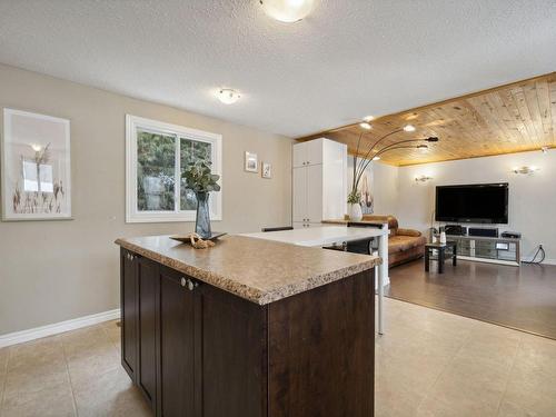 Kitchen - 927 Rue Arthur-Gratton, Gatineau (Buckingham), QC - Indoor Photo Showing Other Room