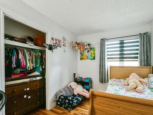 Chambre Ã Â coucher - 241  - 241B Av. Bélisle, Sainte-Agathe-Des-Monts, QC - Indoor Photo Showing Other Room