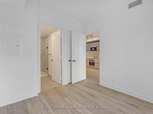 3001-108 Peter St, Toronto, ON - Indoor Photo Showing Other Room