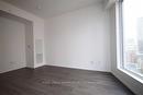 1009-68 Shuter St, Toronto, ON  - Indoor Photo Showing Other Room 