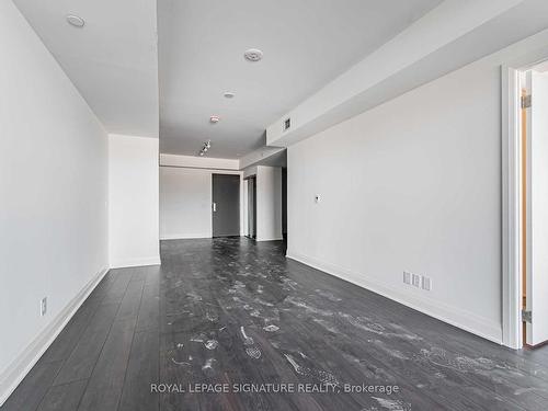 416-33 Frederick Todd Way, Toronto, ON - Indoor Photo Showing Other Room