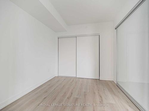 1412-395 Bloor St E, Toronto, ON - Indoor Photo Showing Other Room