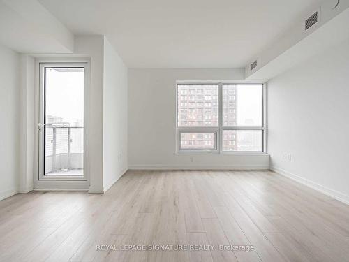 1412-395 Bloor St E, Toronto, ON - Indoor Photo Showing Other Room