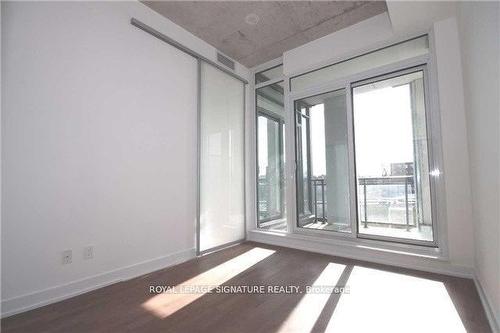 517-20 Minowan Miikan Lane, Toronto, ON - Indoor Photo Showing Other Room