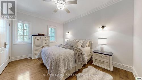 7 Deer Run, Uxbridge, ON - Indoor Photo Showing Bedroom