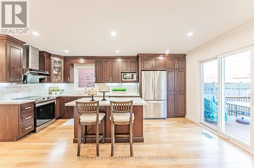 36 Pinewood Drive, Vaughan, ON - Indoor Photo Showing Kitchen With Upgraded Kitchen