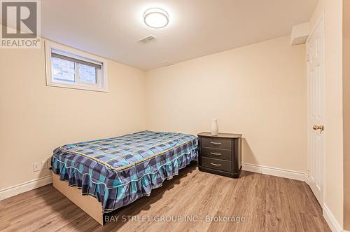 36 Pinewood Drive, Vaughan, ON - Indoor Photo Showing Bedroom