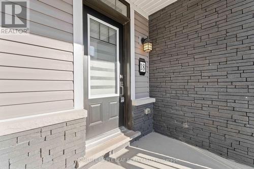 8273 Tulip Tree Drive, Niagara Falls, ON - Outdoor With Exterior