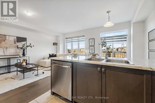 8273 Tulip Tree Drive, Niagara Falls, ON - Indoor Photo Showing Kitchen With Double Sink