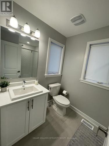 626 Rathburn Lane, Ottawa, ON - Indoor Photo Showing Bathroom