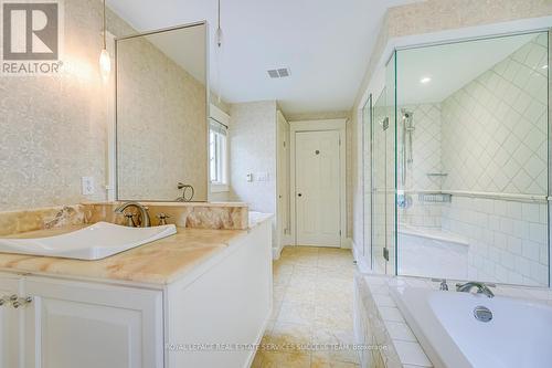 149 Balsam Drive, Oakville, ON - Indoor Photo Showing Bathroom